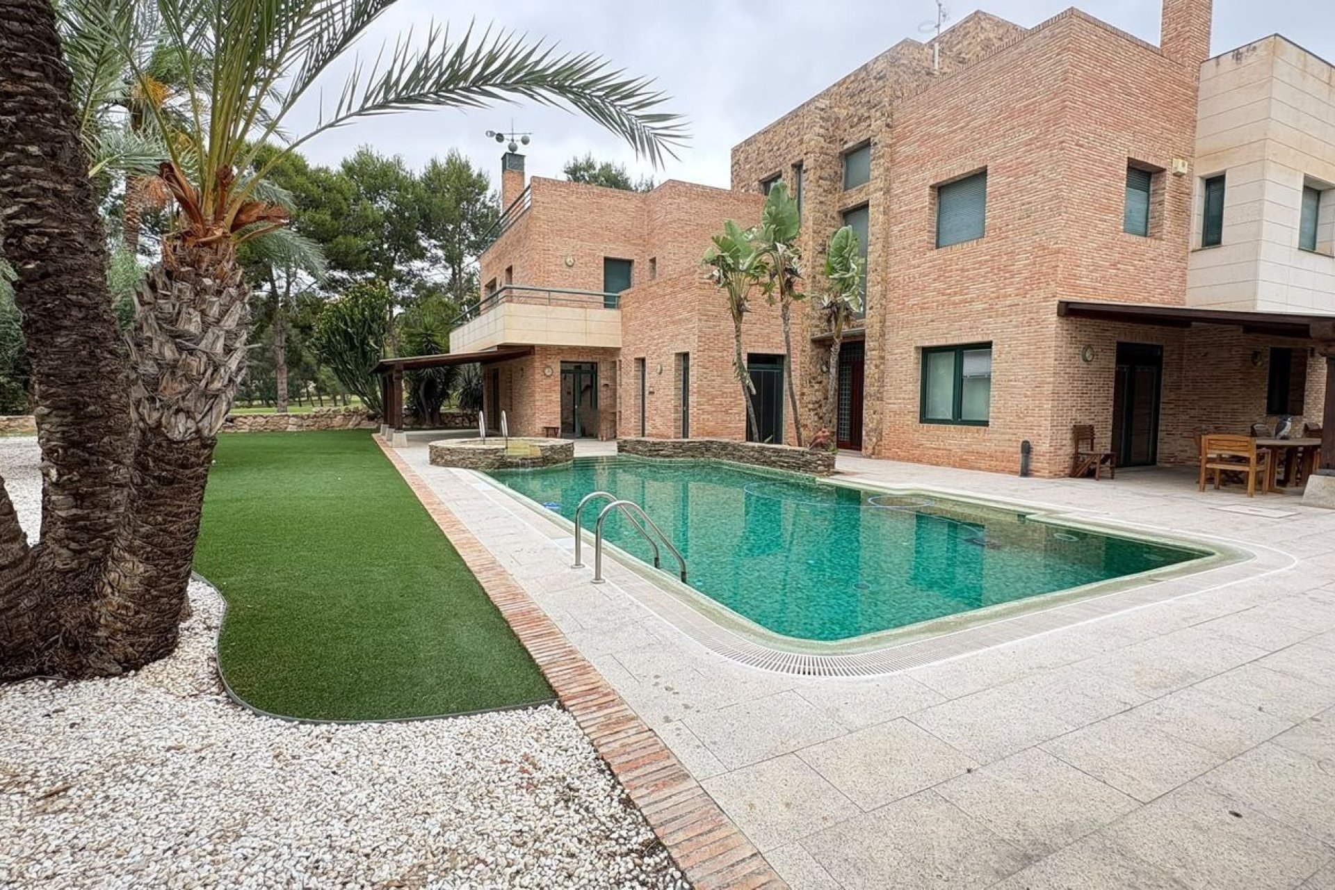 Revente - Villa indépendante - Altorreal