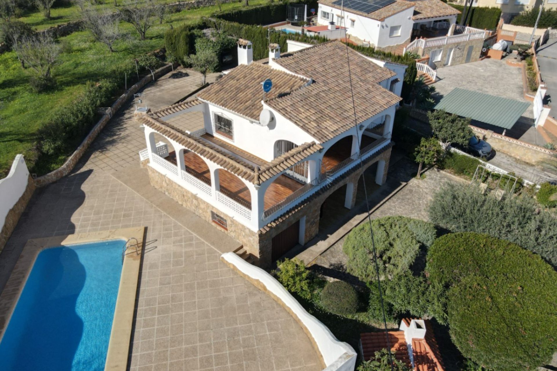 Revente - Villa indépendante - Benissa - Urbanización