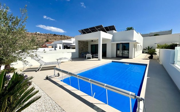Villa independiente - Obra nueva - Rojales - Rojales