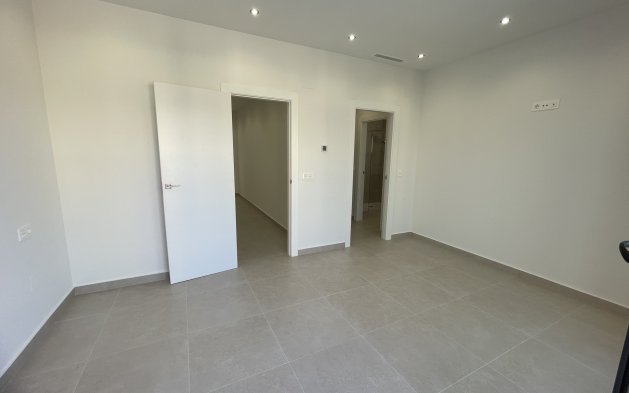 New Build - Independent Villa - Heredades