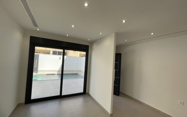 New Build - Independent Villa - Heredades