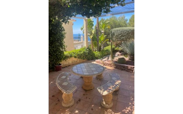 Nouvelle construction - Villa indépendante - Altea