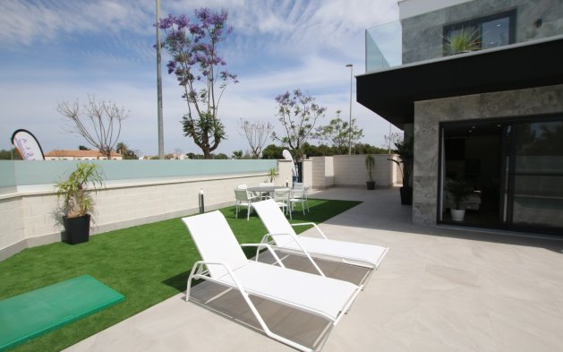 New Build - Independent Villa - Pilar de la Horadada