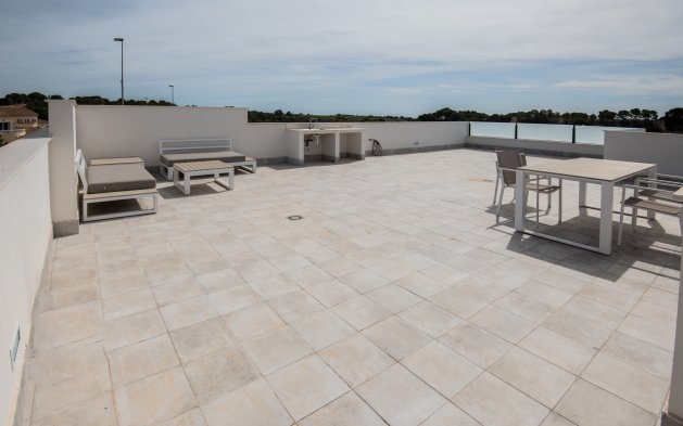 New Build - Independent Villa - Pinar de Campoverde