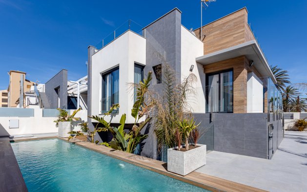 New Build - Independent Villa - La Mata