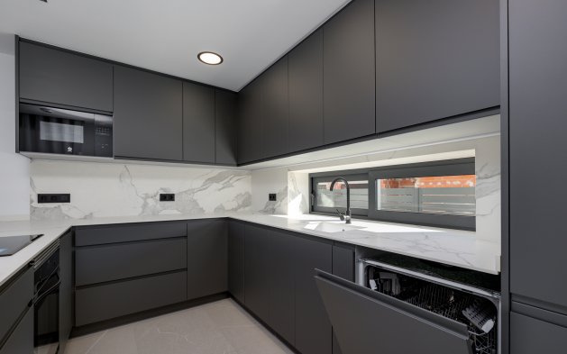 New Build - Independent Villa - Torrevieja