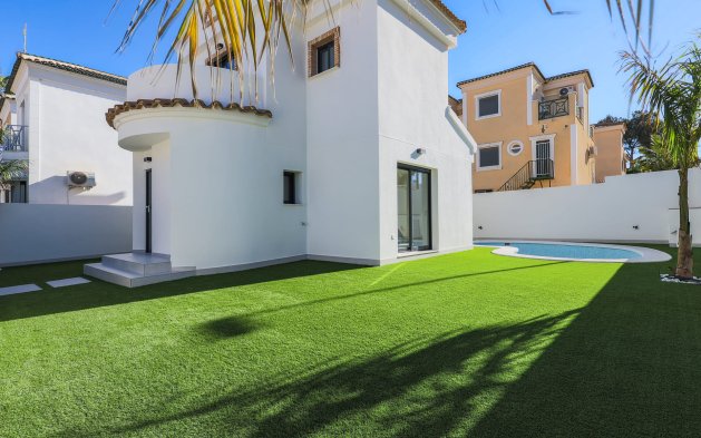 New Build - Independent Villa - Orihuela Costa