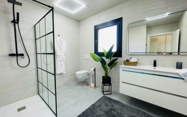 New Build - Independent Villa - Torrevieja