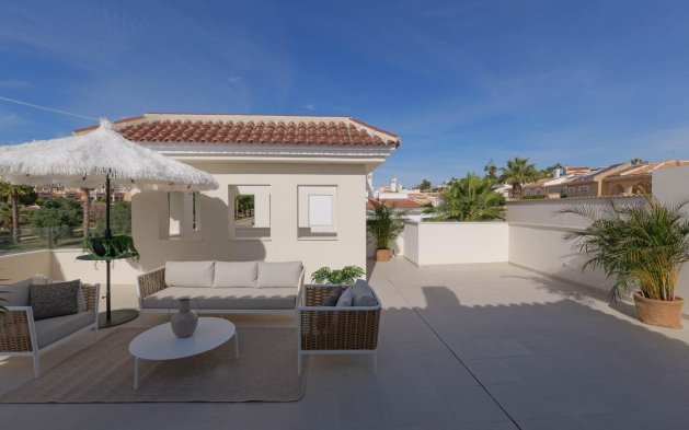 Obra nueva - Villa independiente - Rojales