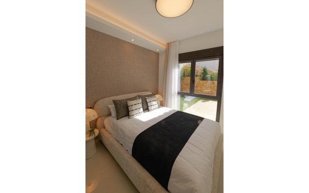 Obra nueva - Villa independiente - Rojales