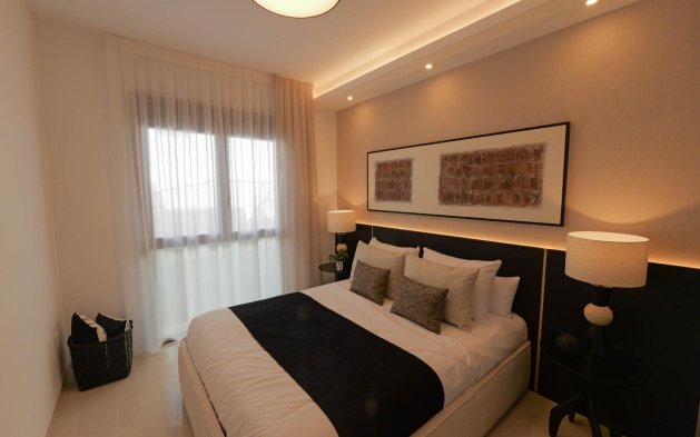 Obra nueva - Villa independiente - Rojales