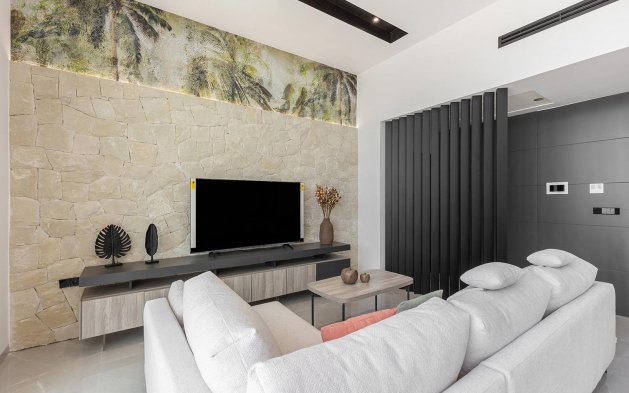 Obra nueva - Villa independiente - Torrevieja