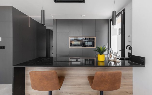 Obra nueva - Villa independiente - Torrevieja