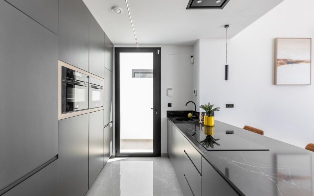 Obra nueva - Villa independiente - Torrevieja