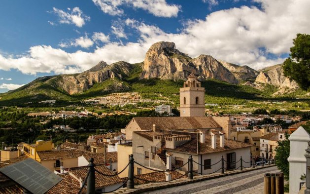 Obra nueva - Villa independiente - Polop