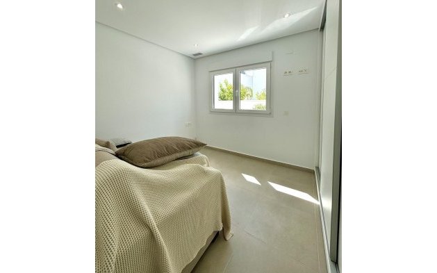 Nouvelle construction - Villa indépendante - Benijofar