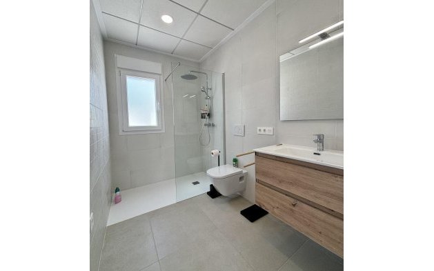 Nouvelle construction - Villa indépendante - Benijofar