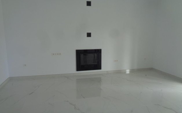 Obra nueva - Villa independiente - Pinoso