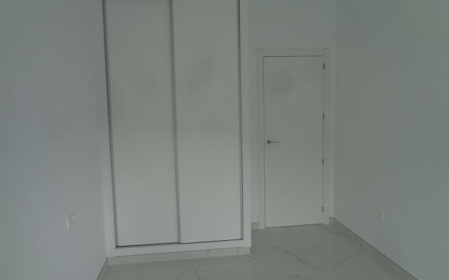 Obra nueva - Villa independiente - Pinoso