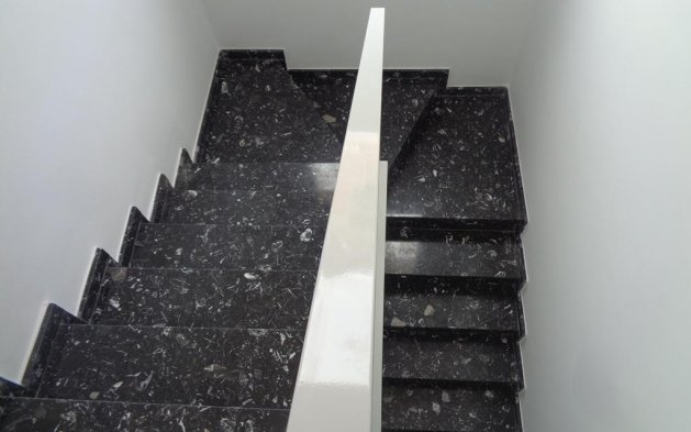 Obra nueva - Villa independiente - Pinoso