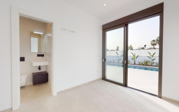 Obra nueva - Villa independiente - Los Alcázares