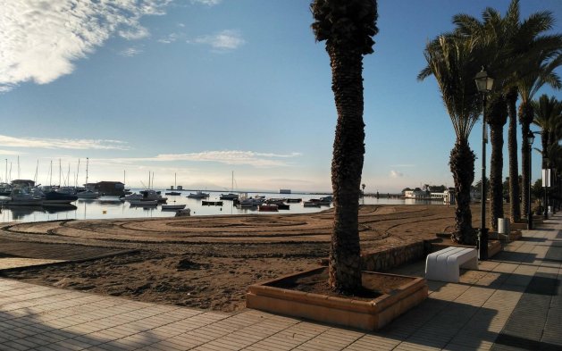 Obra nueva - Villa independiente - Los Alcázares