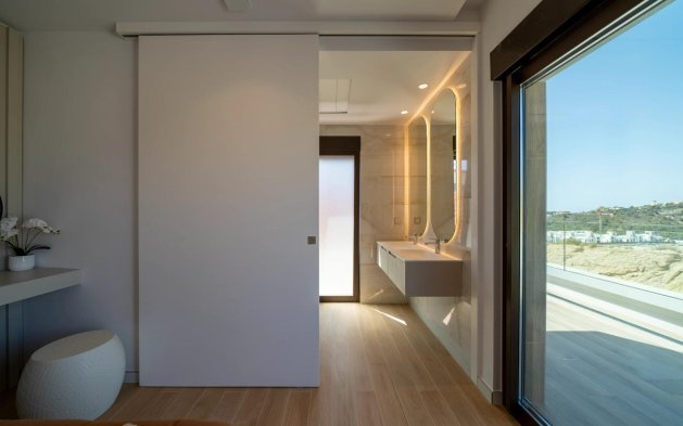 Obra nueva - Villa independiente - Finestrat