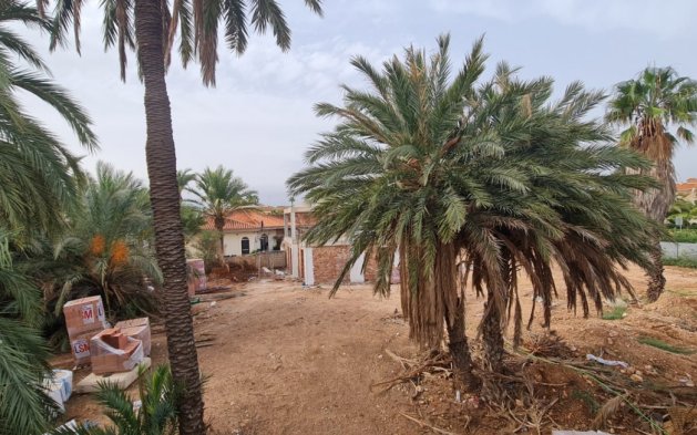 Obra nueva - Villa independiente - Los Urrutias