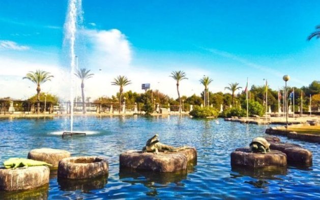 Nouvelle construction - Villa indépendante - Torrevieja