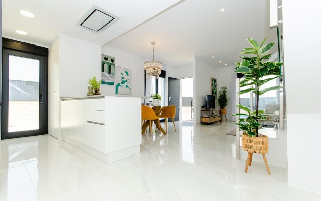 Obra nueva - Villa independiente - Orihuela