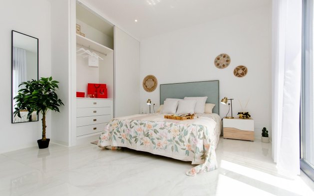 Obra nueva - Villa independiente - Orihuela