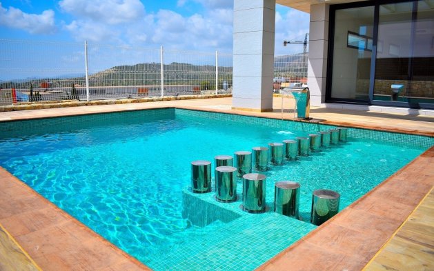 Nouvelle construction - Villa indépendante - Finestrat