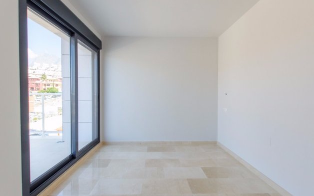 Nouvelle construction - Villa indépendante - Finestrat