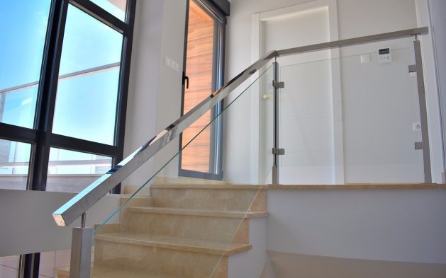 Nouvelle construction - Villa indépendante - Finestrat