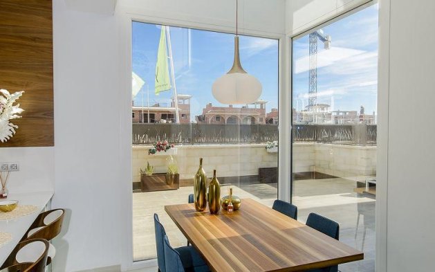 Obra nueva - Villa independiente - Rojales