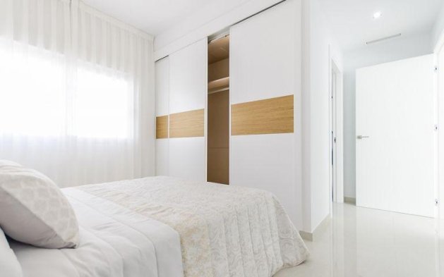 Obra nueva - Villa independiente - Rojales