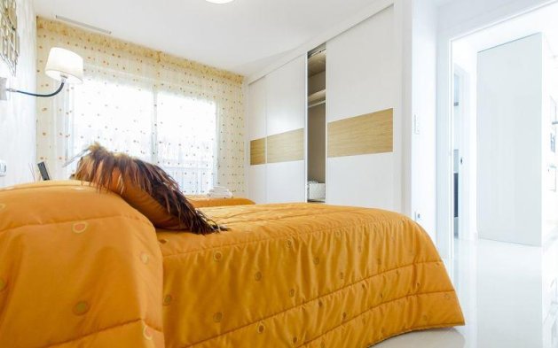 Obra nueva - Villa independiente - Rojales