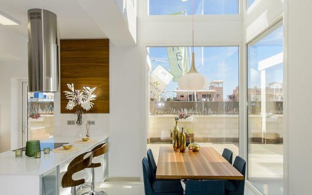 Obra nueva - Villa independiente - Rojales