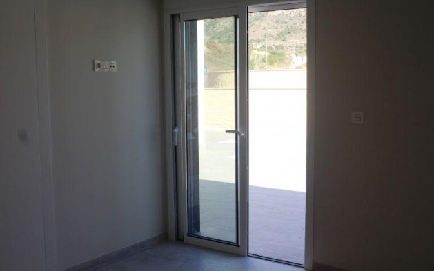 Obra nueva - Villa independiente - La Romana