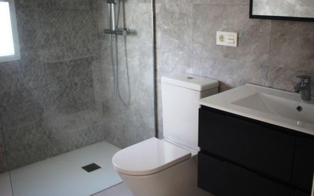 Obra nueva - Villa independiente - La Romana