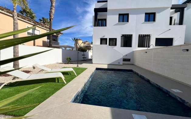 Nouvelle construction - Maison jumelée - Benferri