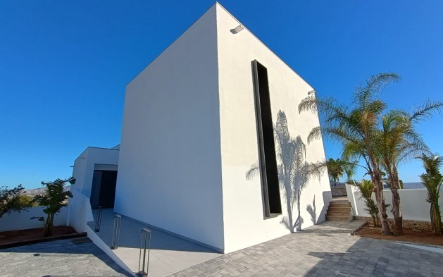 Resale - Independent Villa - Moraira