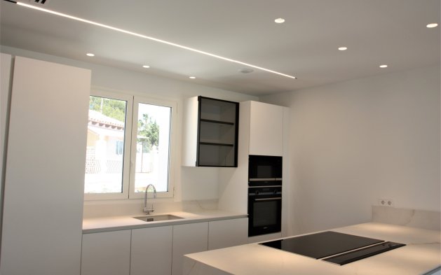 Resale - Independent Villa - Moraira