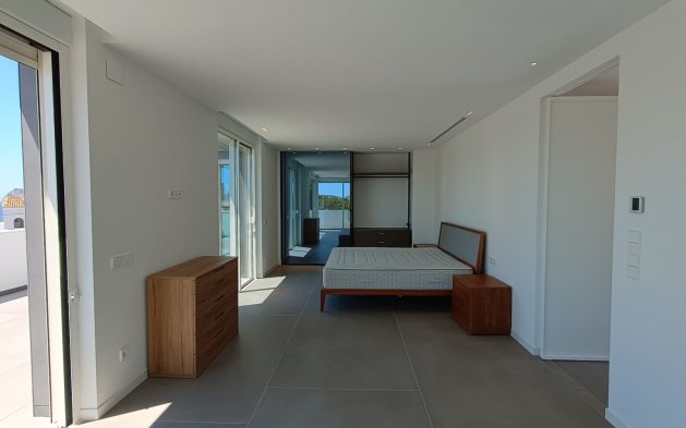 Resale - Independent Villa - Moraira