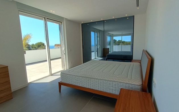 Resale - Independent Villa - Moraira