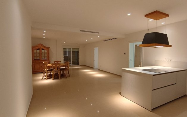 Resale - Independent Villa - Moraira