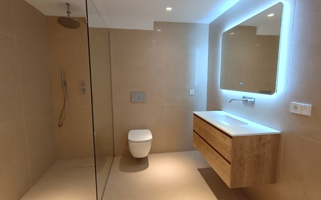 Resale - Independent Villa - Moraira