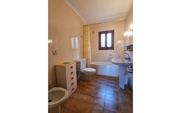 Resale - Independent Villa - Calpe