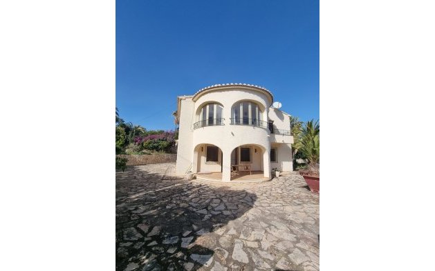 Resale - Independent Villa - Calpe