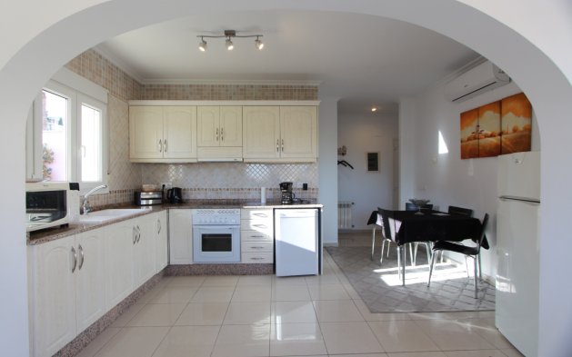 Resale - Independent Villa - Calpe - Urbanización